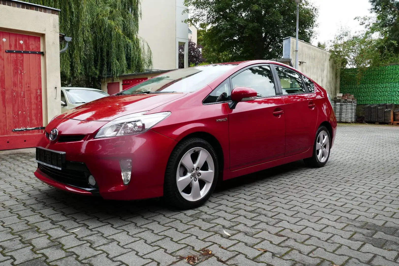 Toyota Prius Hybrid, erst 60Tkm, Navi/Xenon Rot - 1