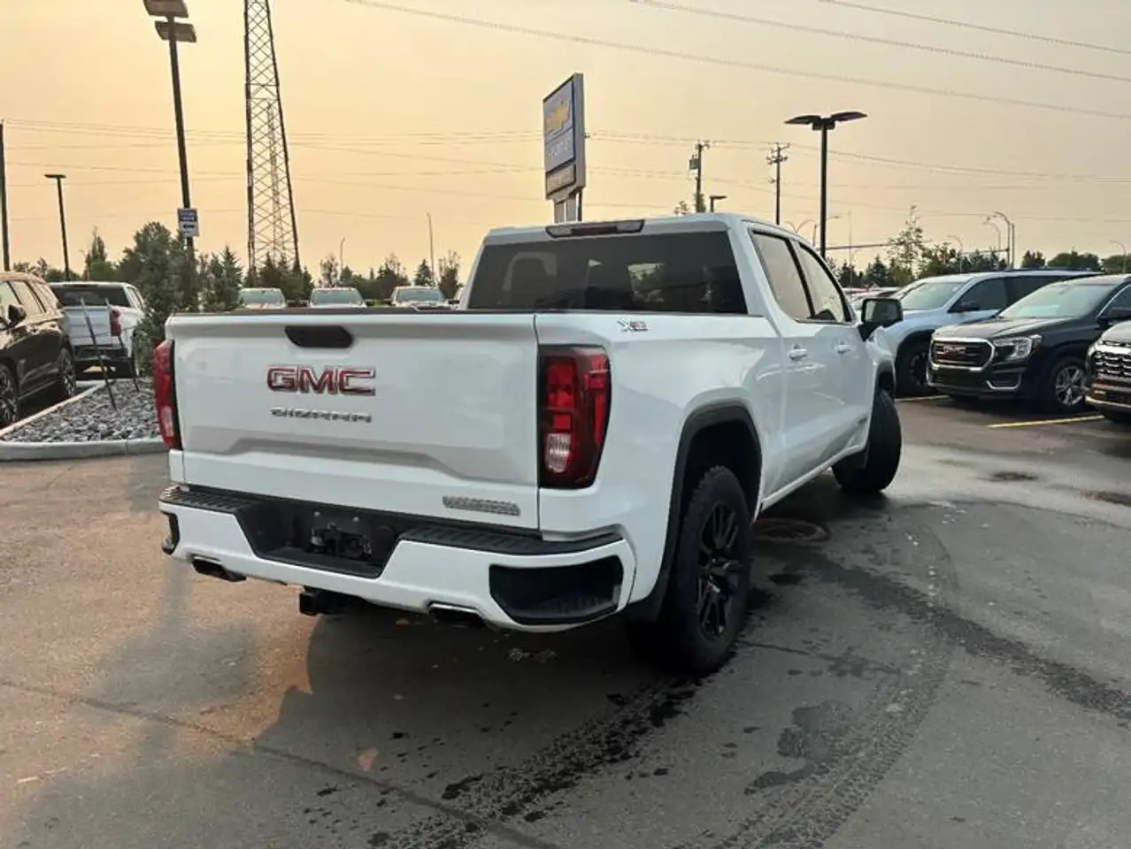 GMC Sierra 1500 снимка GMC Sierra 1500