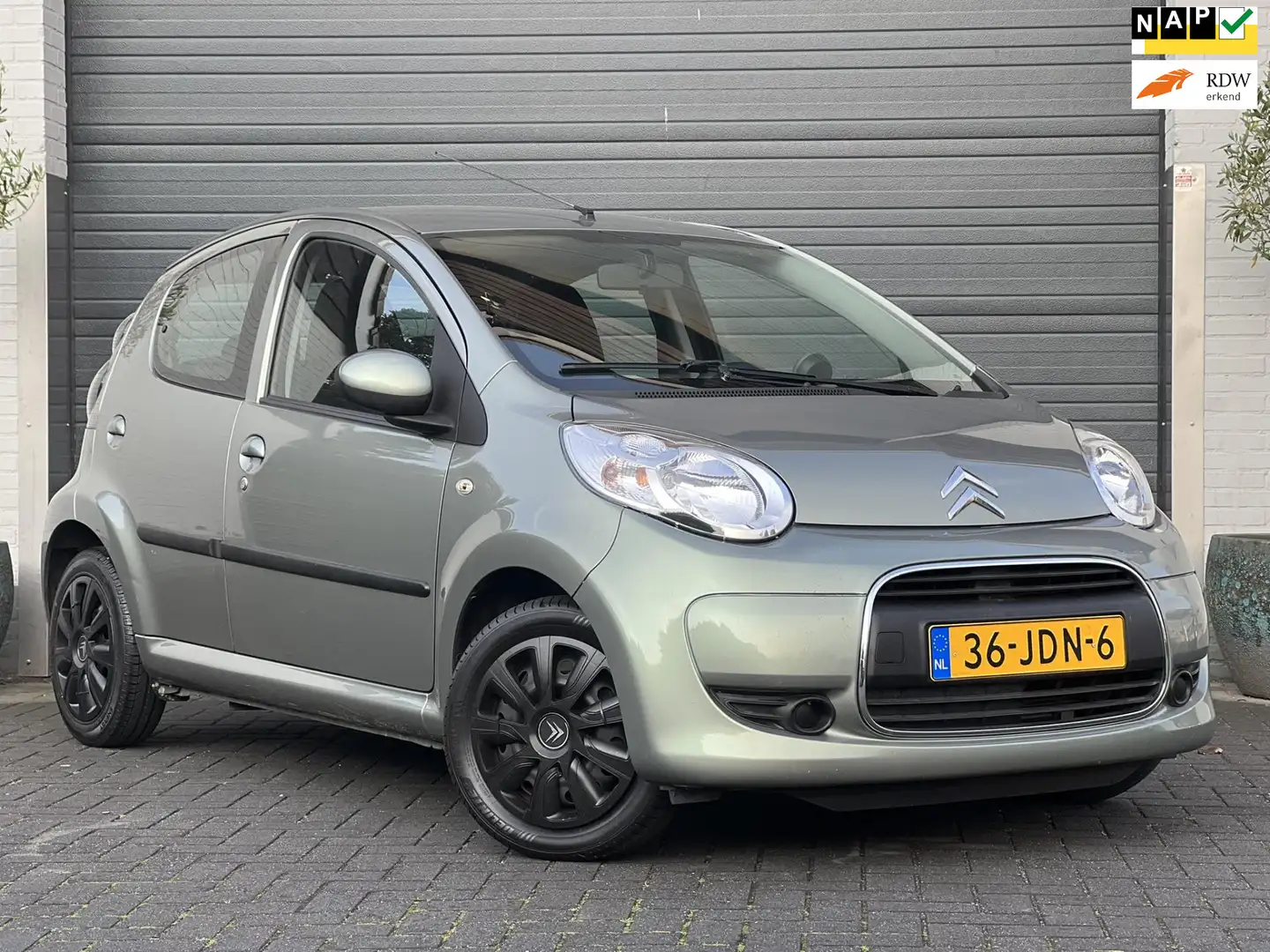 Citroen C1 1.0-12V 78920 KM! NAP Airco 5-DRS NL Auto Onderhou Зелений - 1