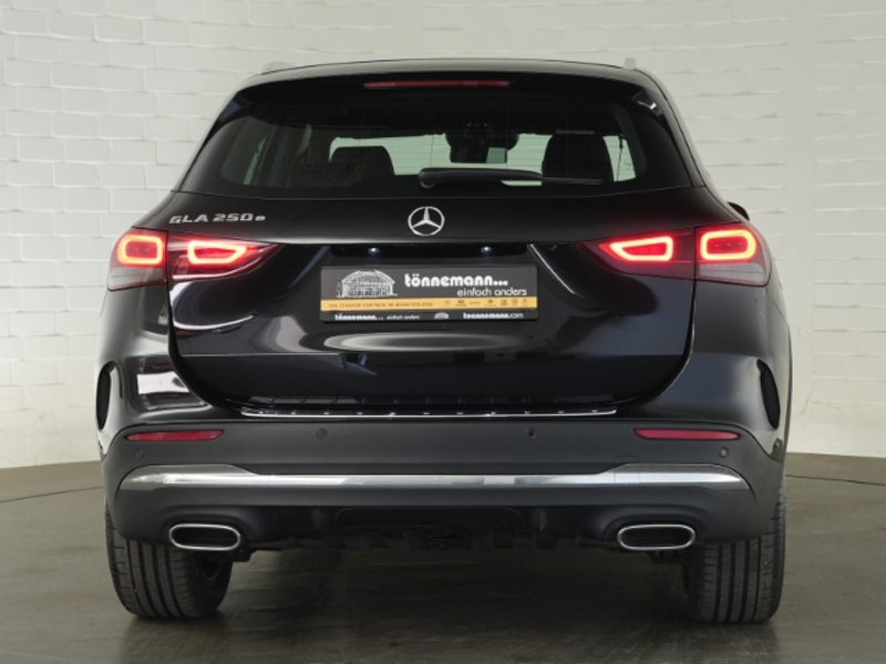 Mercedes-Benz GLA 250 PHEV AMG LINE DCT+AHK+NAVI+RÜCKFAHRKAMERA+SITZHEIZ — photo 5