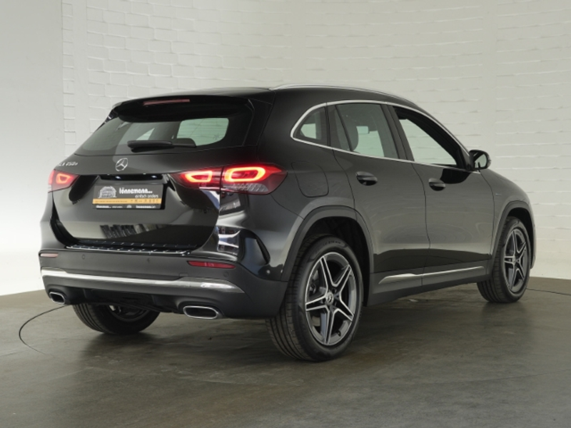 Mercedes-Benz GLA 250 PHEV AMG LINE DCT+AHK+NAVI+RÜCKFAHRKAMERA+SITZHEIZ — photo 2
