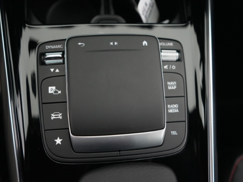 Mercedes-Benz GLA 250 PHEV AMG LINE DCT+AHK+NAVI+RÜCKFAHRKAMERA+SITZHEIZ — photo 12
