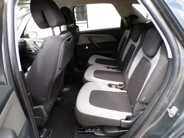 Citroen C4 Picasso view 13