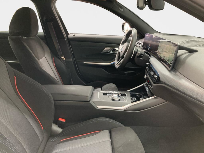 BMW 330 M Sport Pro — photo 15