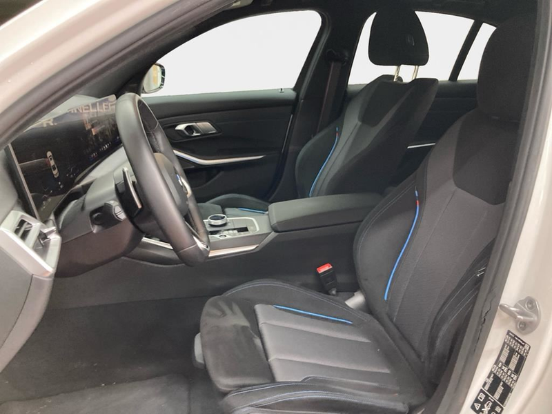 BMW 330 M Sport Pro — photo 10