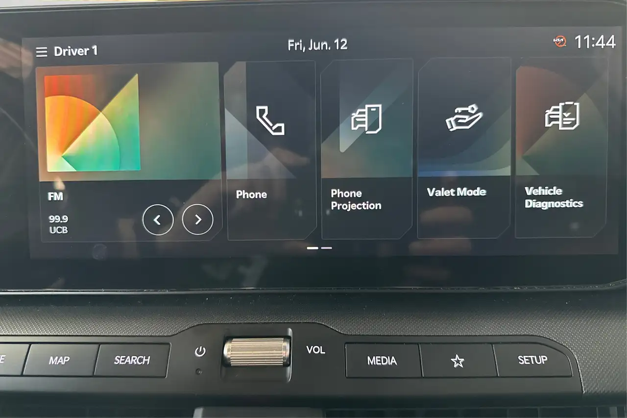 Kia K4 photo Kia K4
