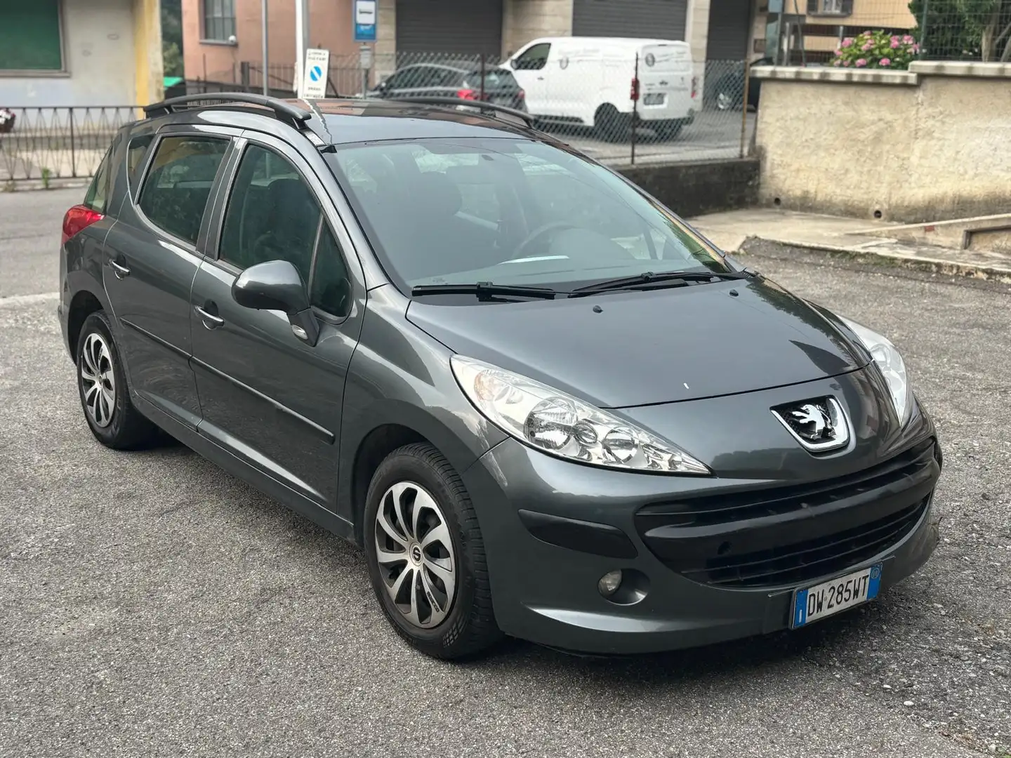 Peugeot 207 SW 1.4 8v X-Line c/esp - 2