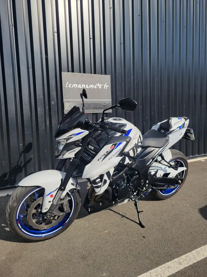 Suzuki GSX-S 750