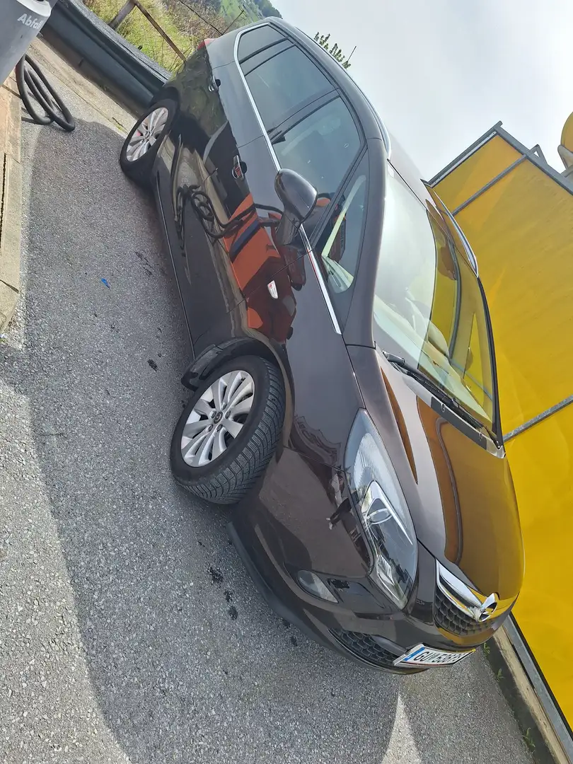 Opel Zafira Tourer Zafira Tourer 1,6 CDTI ecoflex Hnědá - 1