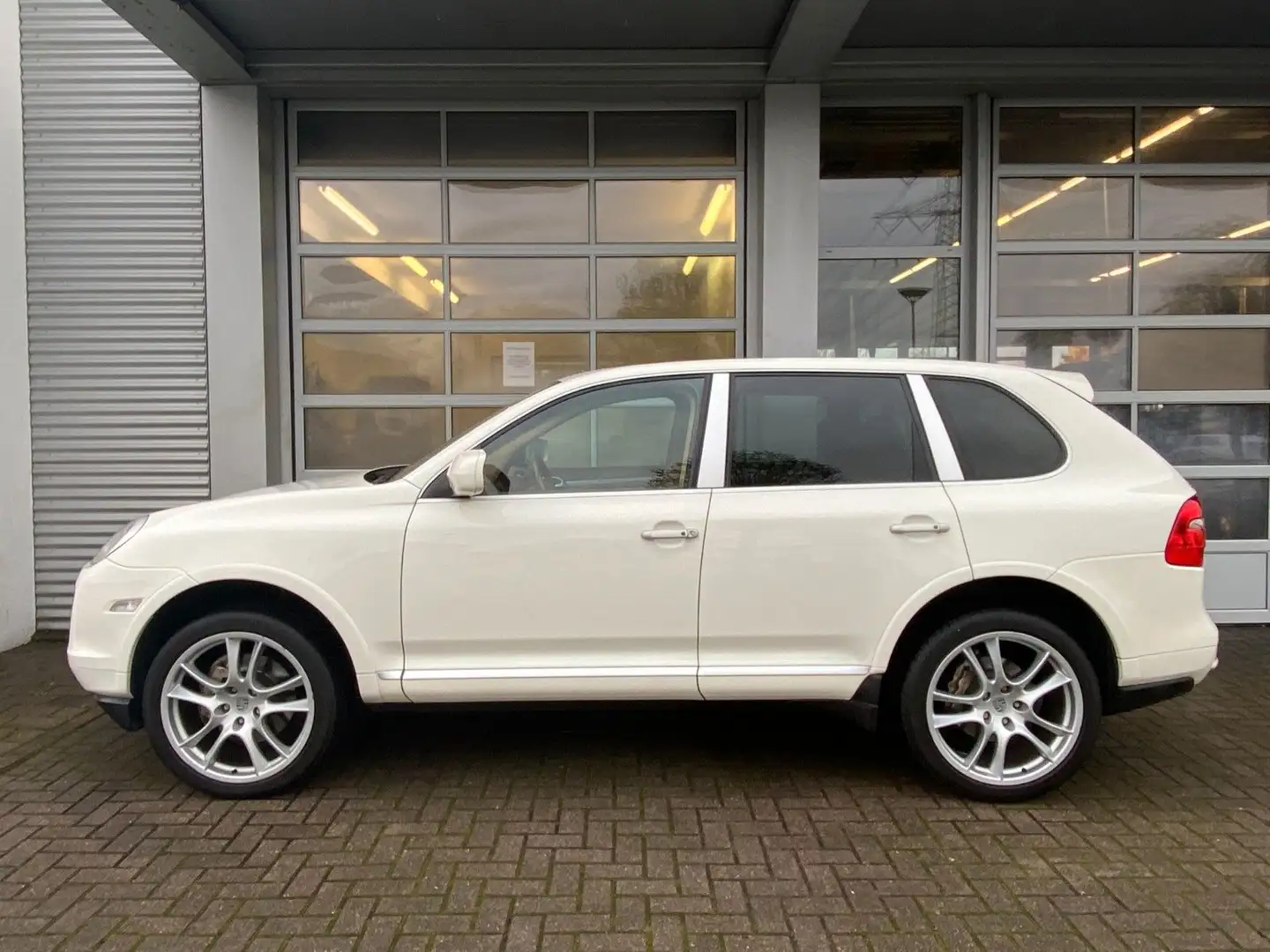 Porsche Cayenne S 4.8 V8/Leder/Bi-Xenen/S-Dach/2.Hand Blanc - 2