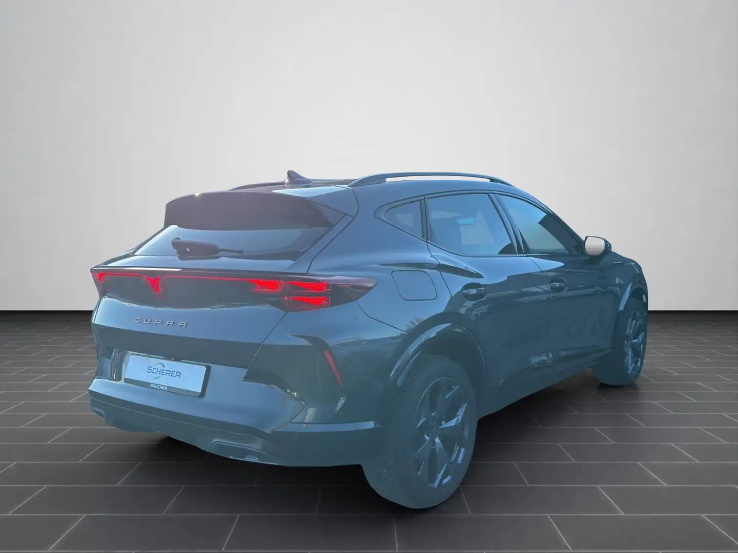 CUPRA Formentor 1.5 eTSI DSG NAVI KAMERA ACC Grau - 2