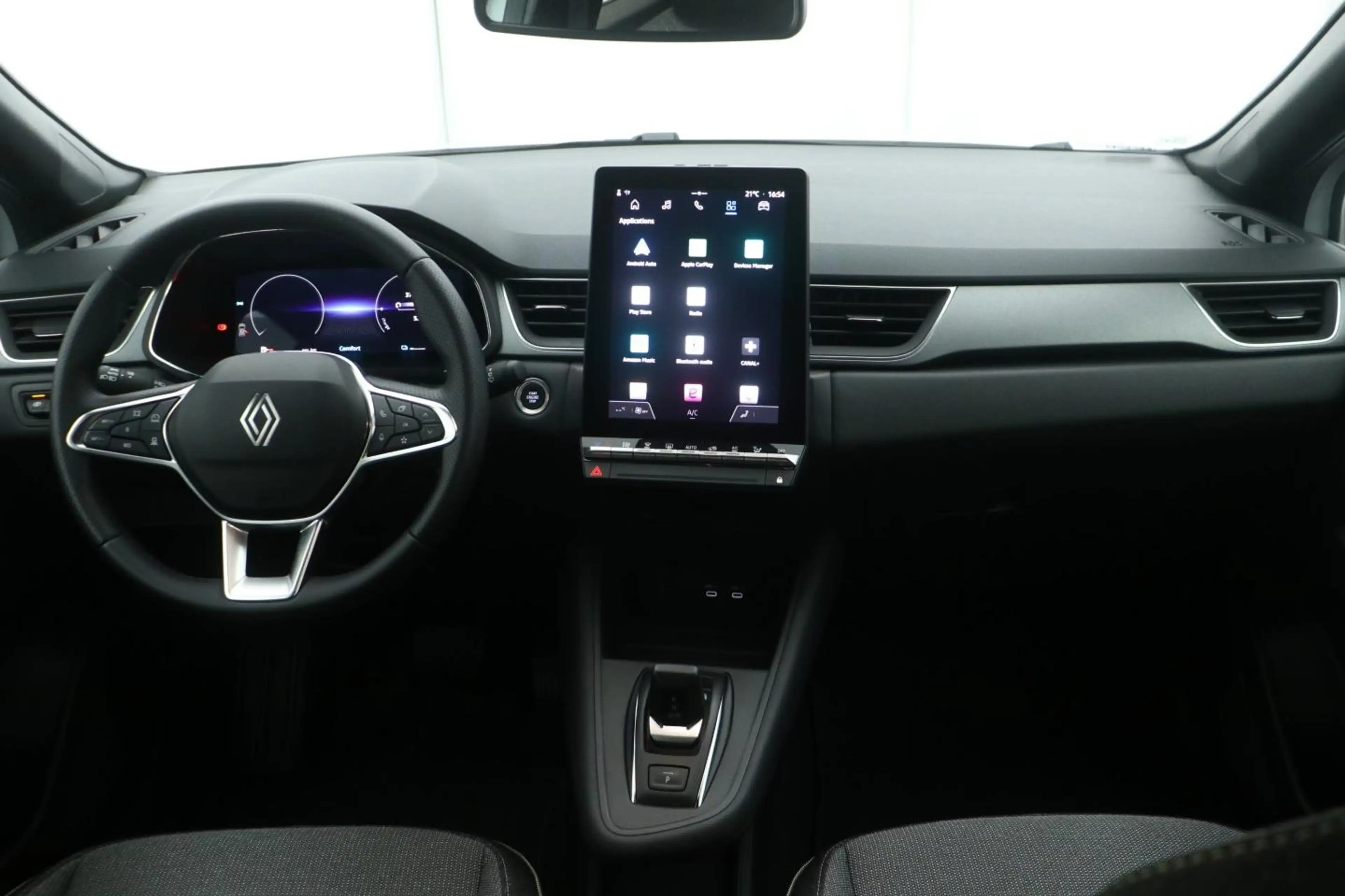 Renault Captur 1.8 E-Tech full hybrid 160 techno — photo 3