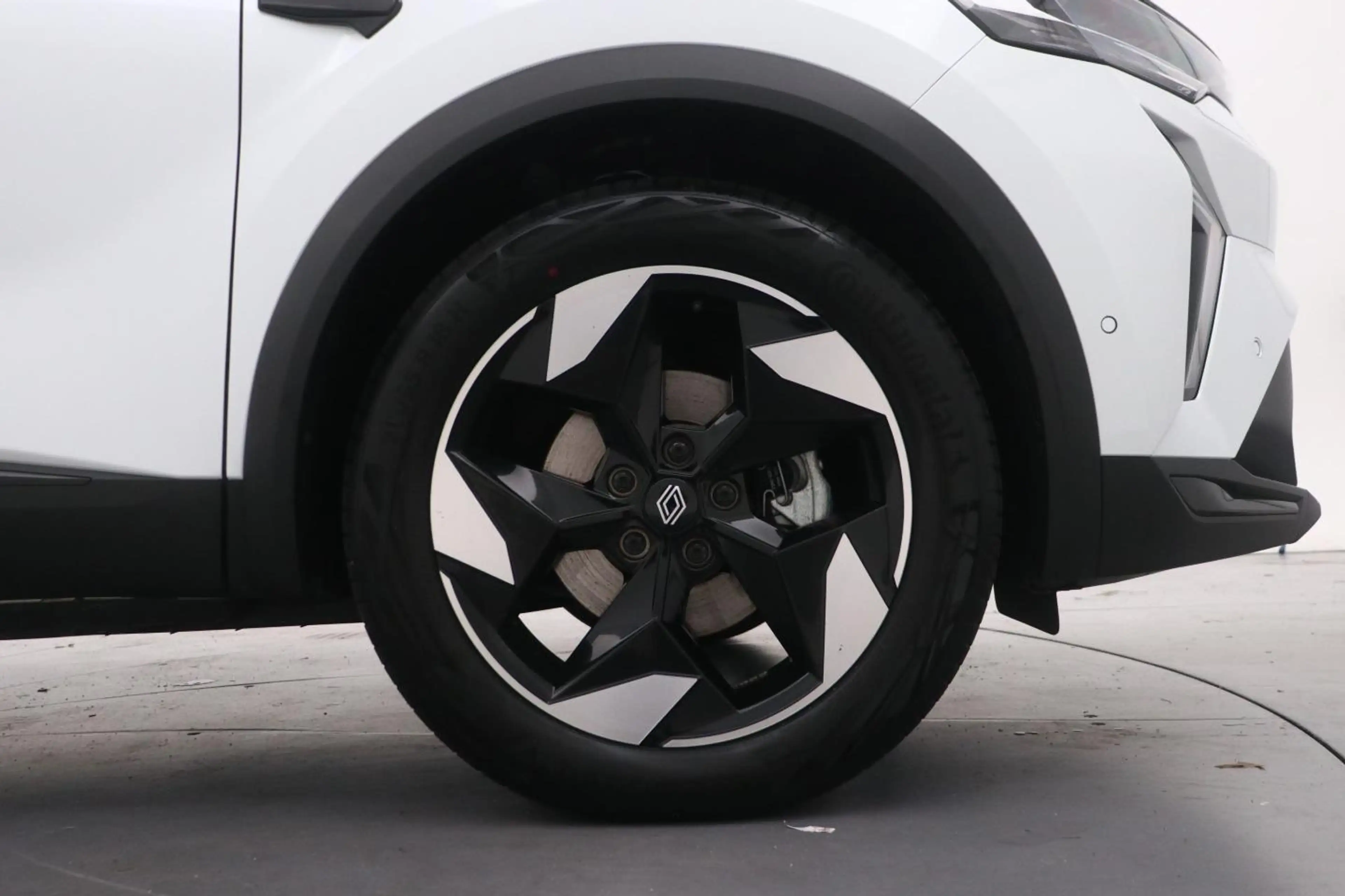 Renault Captur 1.8 E-Tech full hybrid 160 techno — photo 5