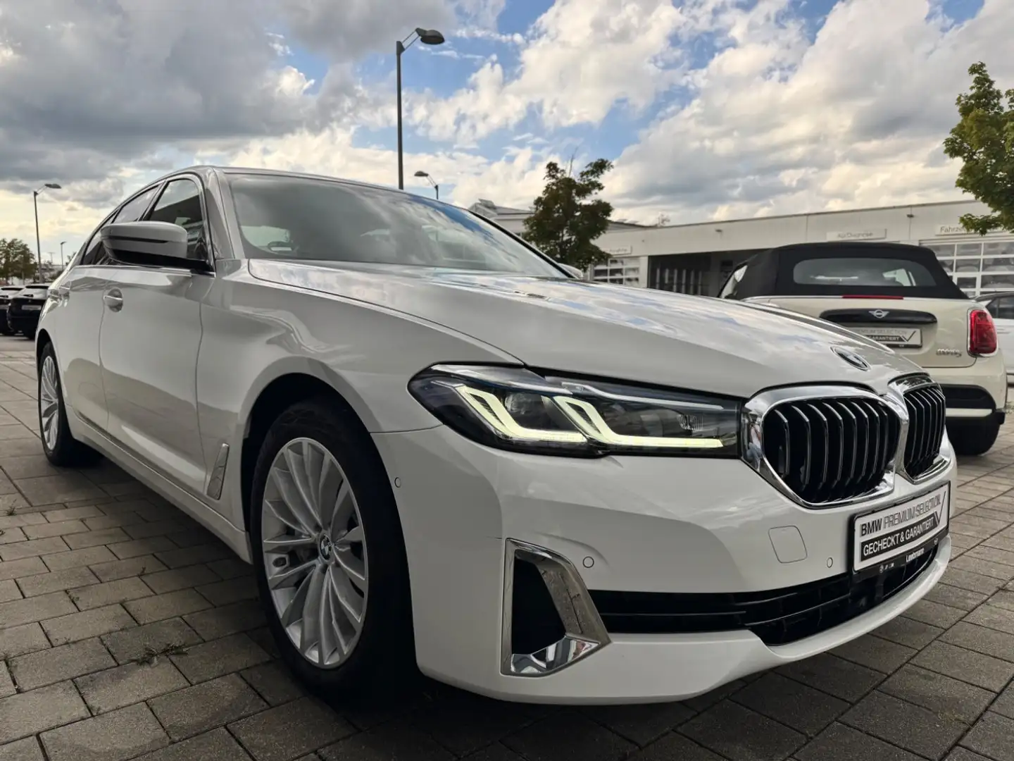 BMW 530 d Lim. Luxury Nappa/Massage 2 JAHRE GARANTIE Weiß - 2