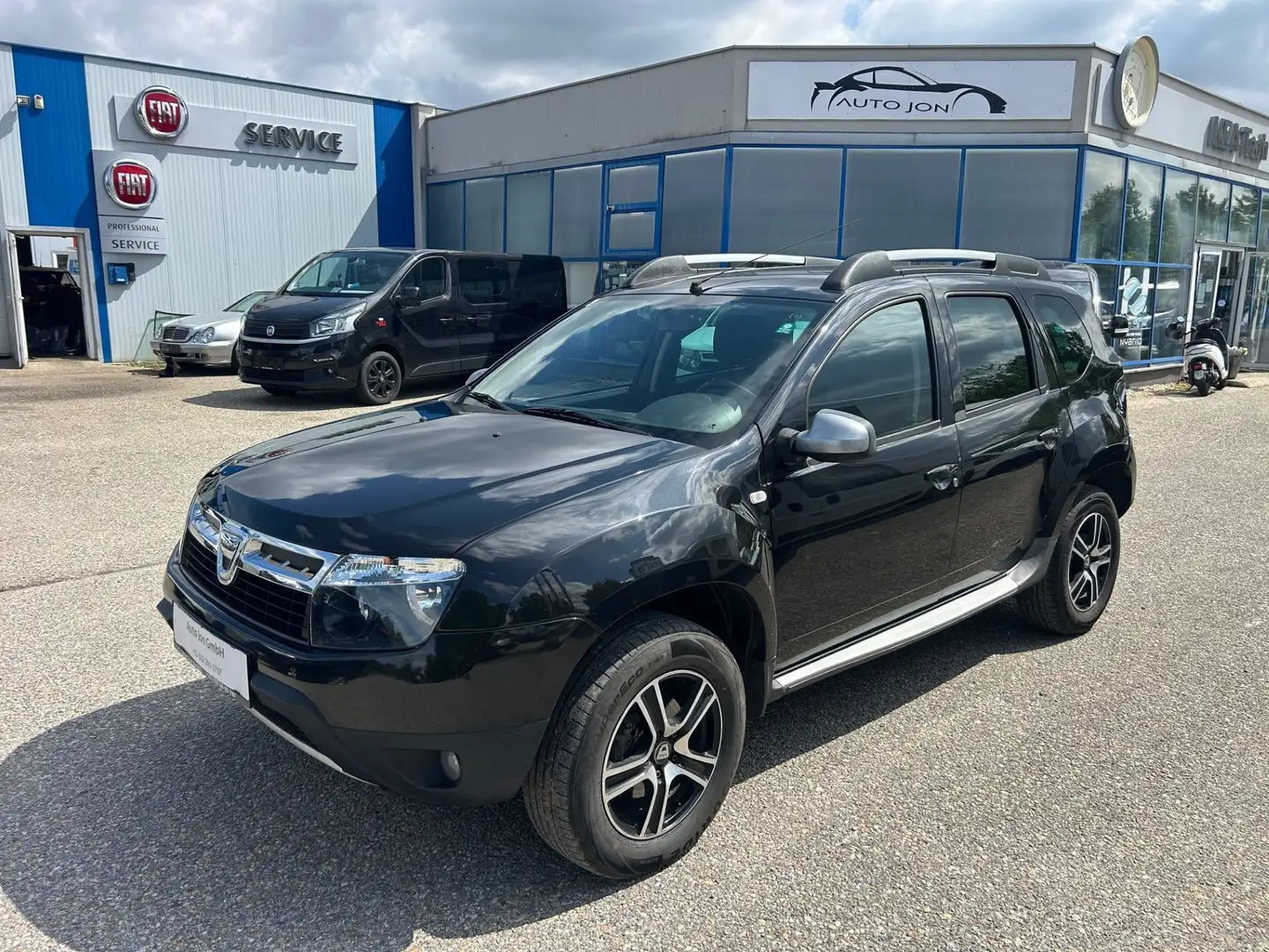 Dacia Duster 4WD(Allrad), 1 Besitz, AHK, Klima,... Zwart - 1
