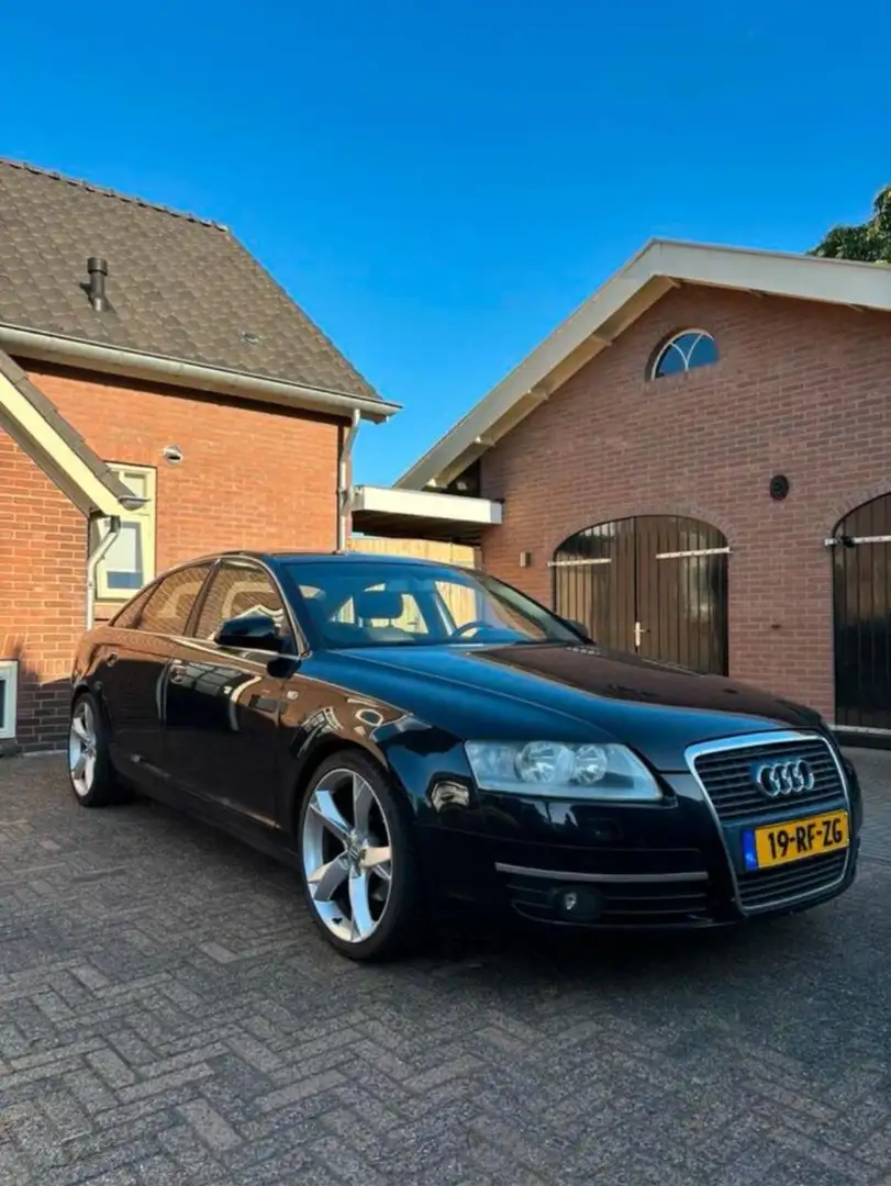 Audi A6 2.4 Business Zwart - 1