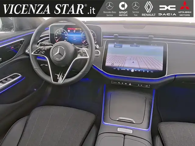 Mercedes-Benz E-Class view 6