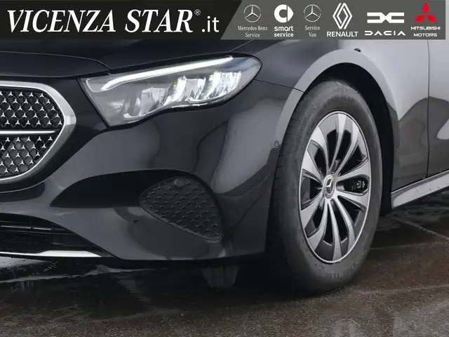 Mercedes-Benz E-Class view 2