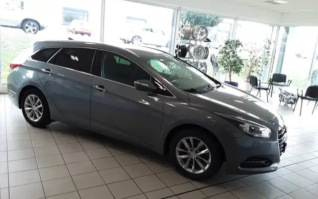 Hyundai i40 i40 Kombi blue 1.7 CRDi DCT Trend