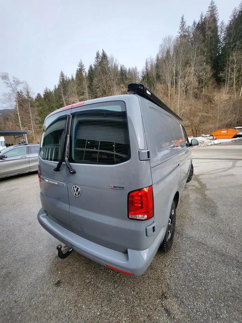 Volkswagen T6.1 Transporter Grau - 1