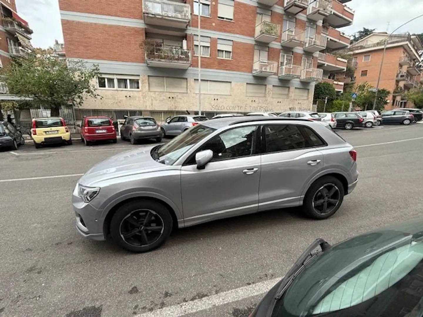 Audi Q3 Q3 35 1.5 tfsi Edition one S line C. Manuale Promo Zilver - 1