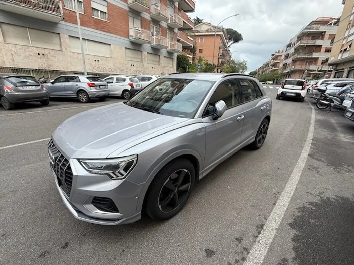 Audi Q3 Q3 35 1.5 tfsi Edition one S line C. Manuale Promo Zilver - 2