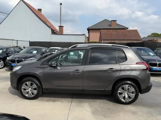 Peugeot 2008 view 8