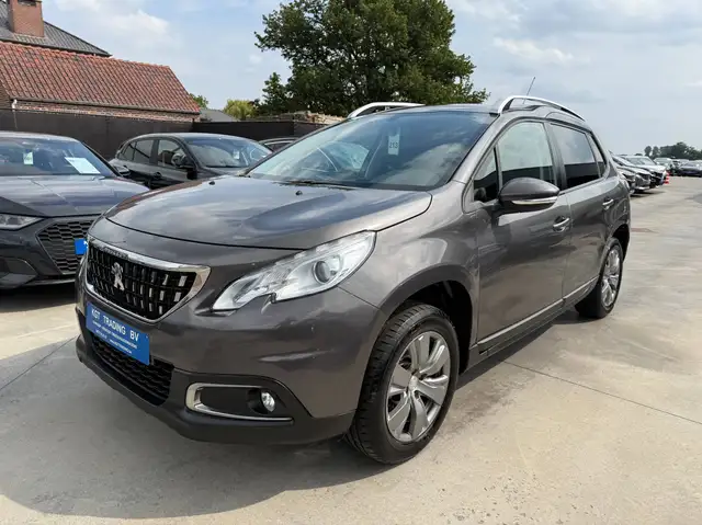 Peugeot 2008 view 9