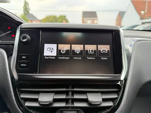 Peugeot 2008 view 21