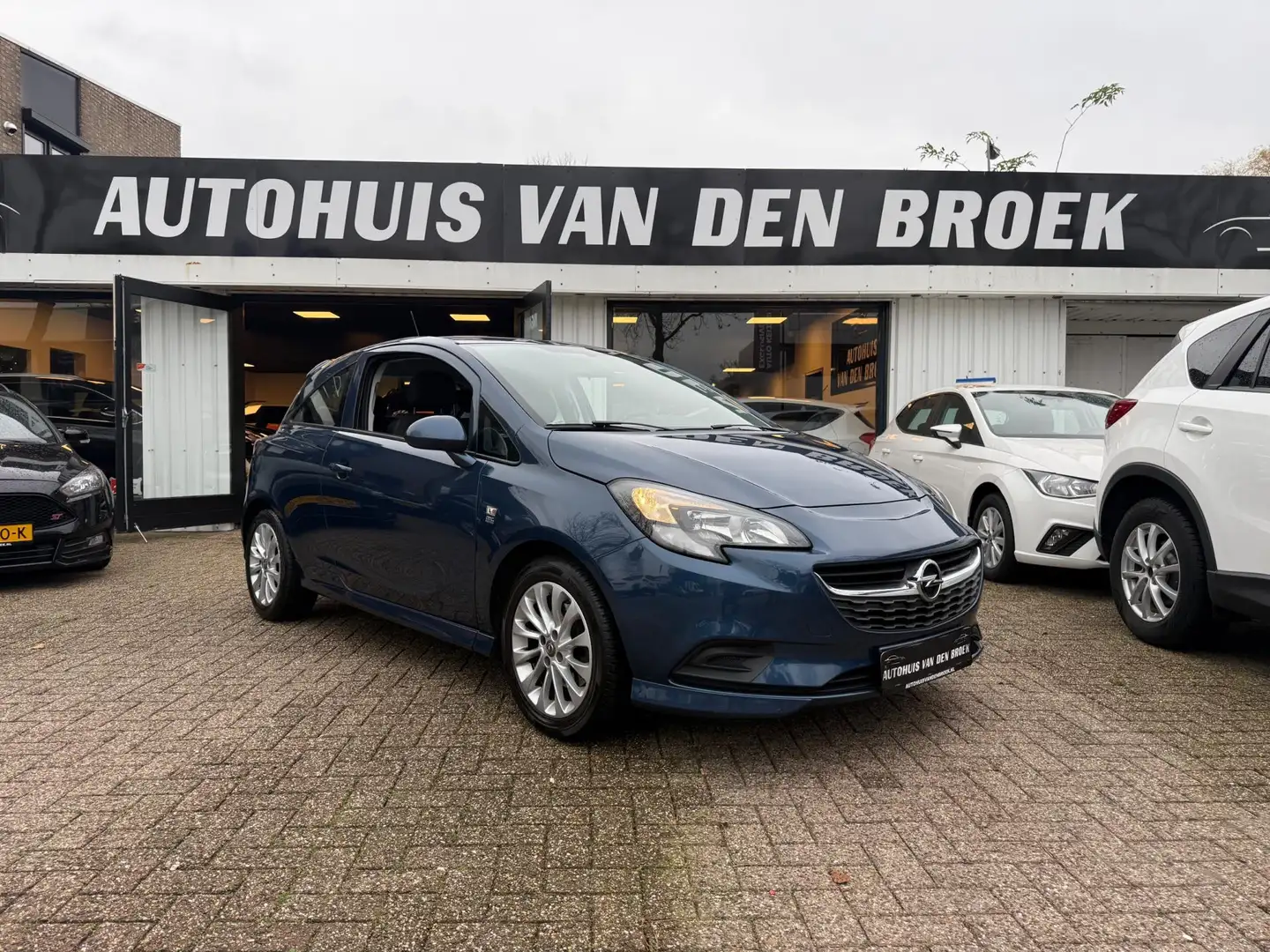 Opel Corsa 1.4 Turbo 100Pk|Opc-Line|Navi|Cruise Ctr|Carplay|P Blauw - 1