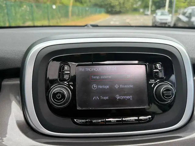 Fiat 500X view 17