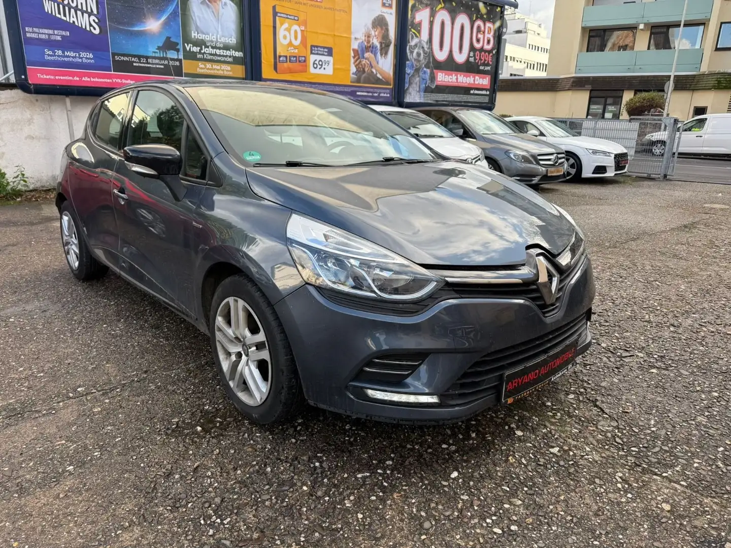 Renault Clio IV Limited Gris - 2