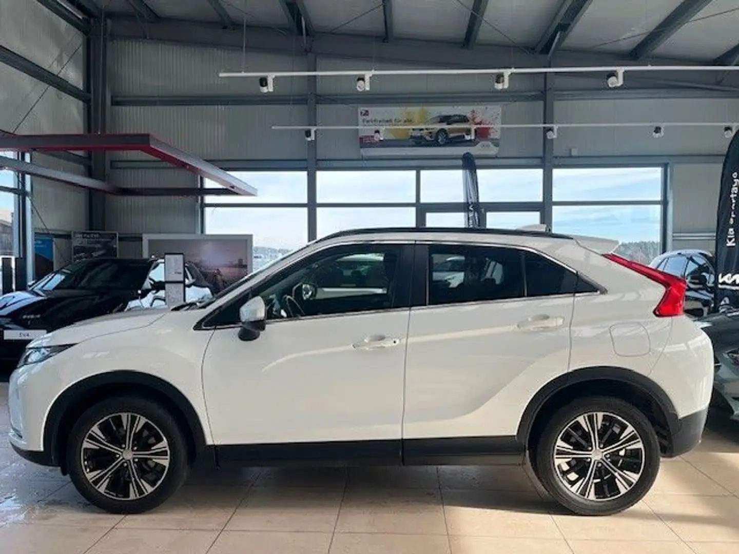 Mitsubishi Eclipse Cross Spirit 1.5 T-MIVEC 2WD CVT Weiß - 2
