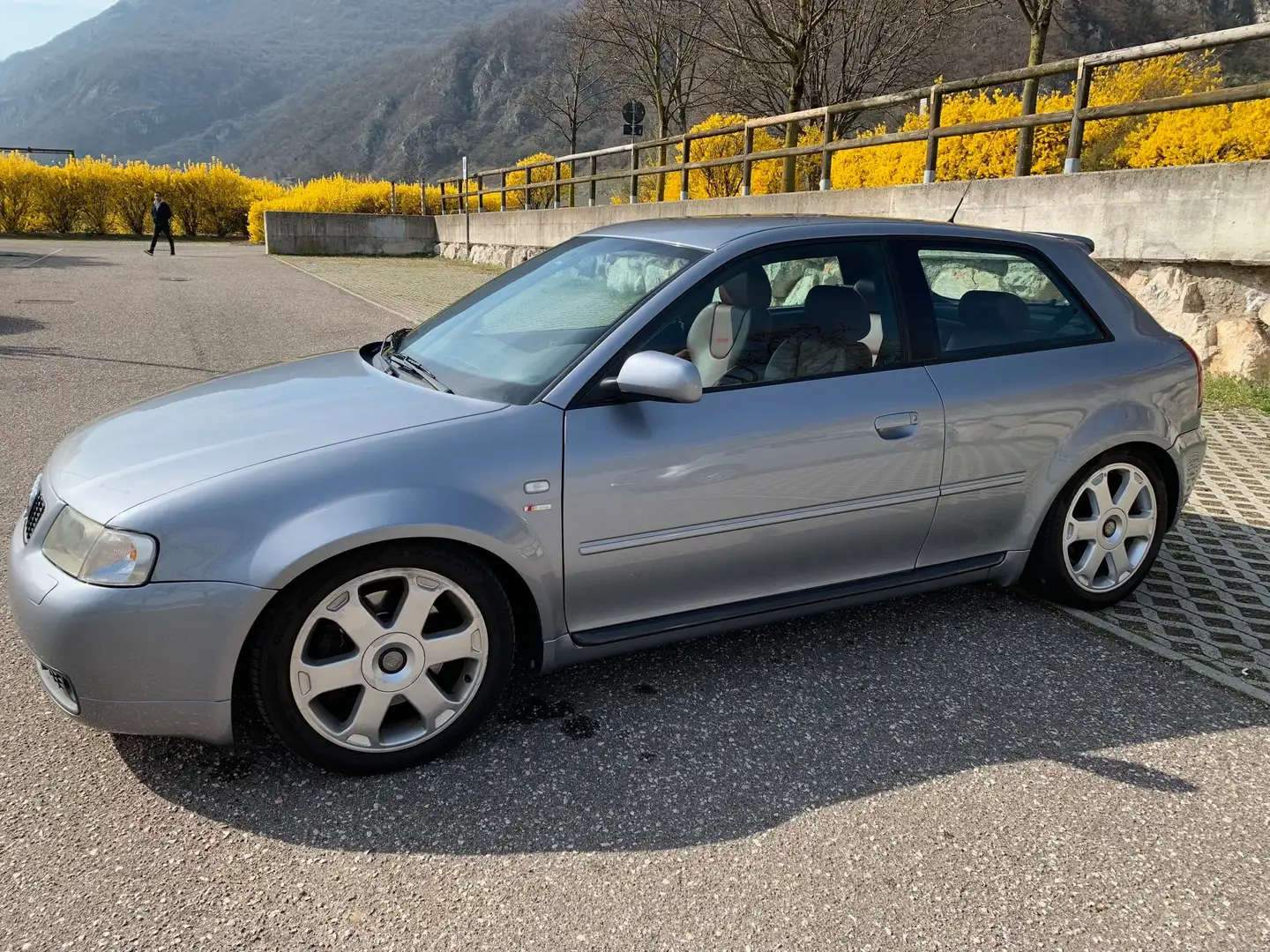 Audi S3 S3 1.8 quattro ASI Stříbrná - 1
