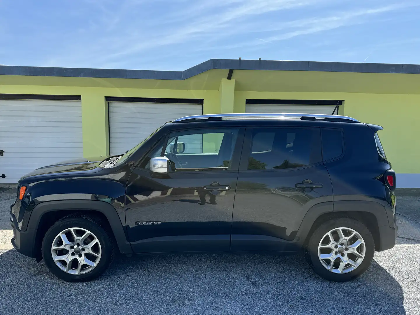 Jeep Renegade Limited FWD Negro - 2