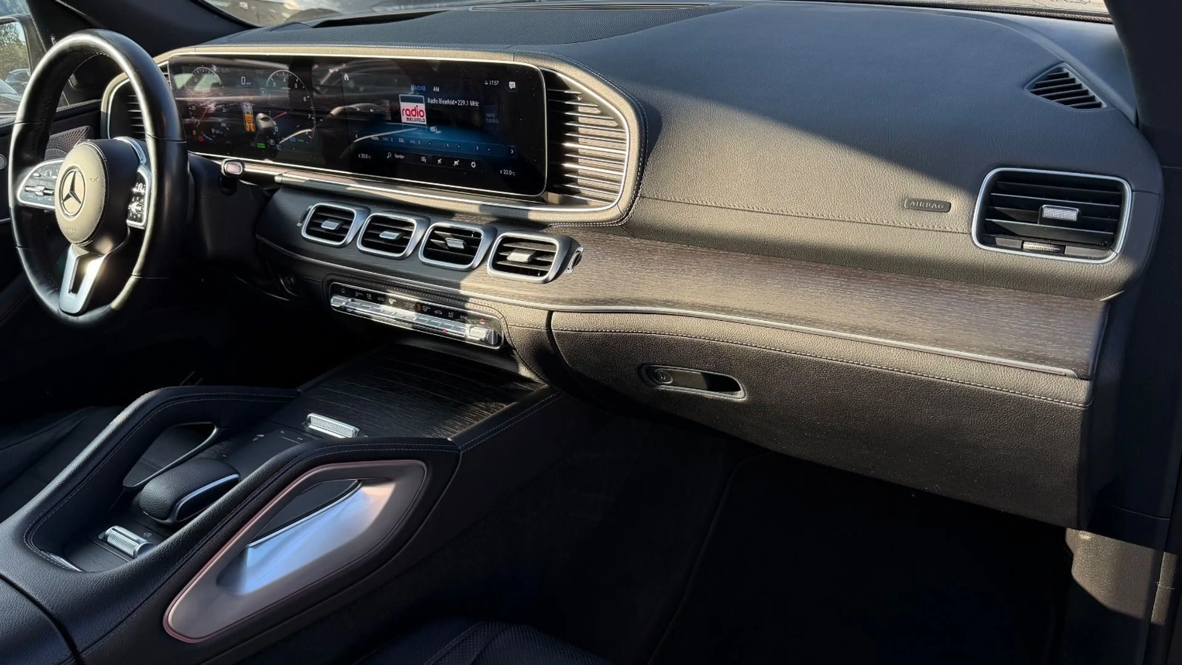 Mercedes-Benz GLS 450 4Matic *AMG*PANO*HUD*MEMORY*BURMESTER* — photo 8