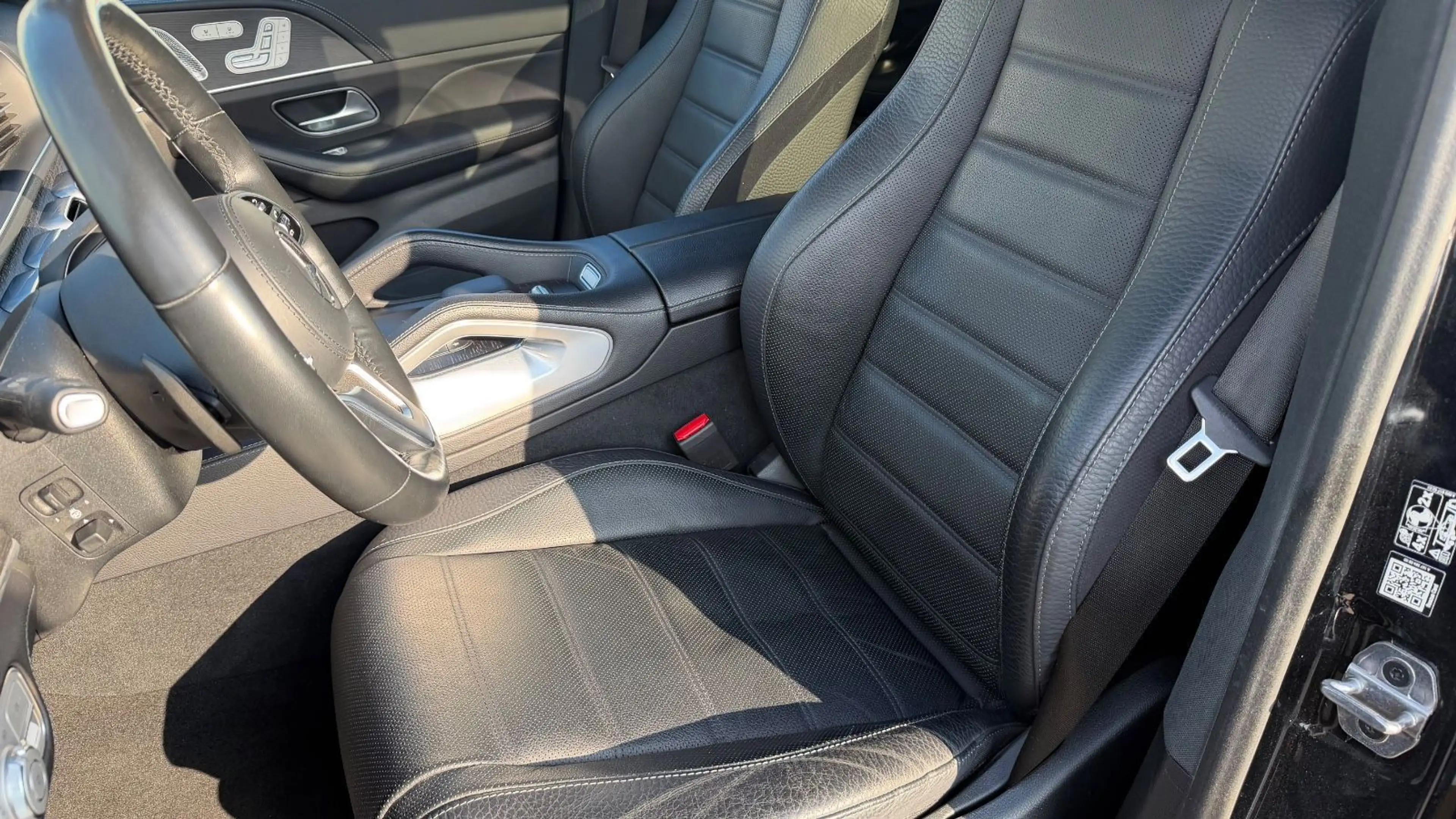 Mercedes-Benz GLS 450 4Matic *AMG*PANO*HUD*MEMORY*BURMESTER* — photo 15