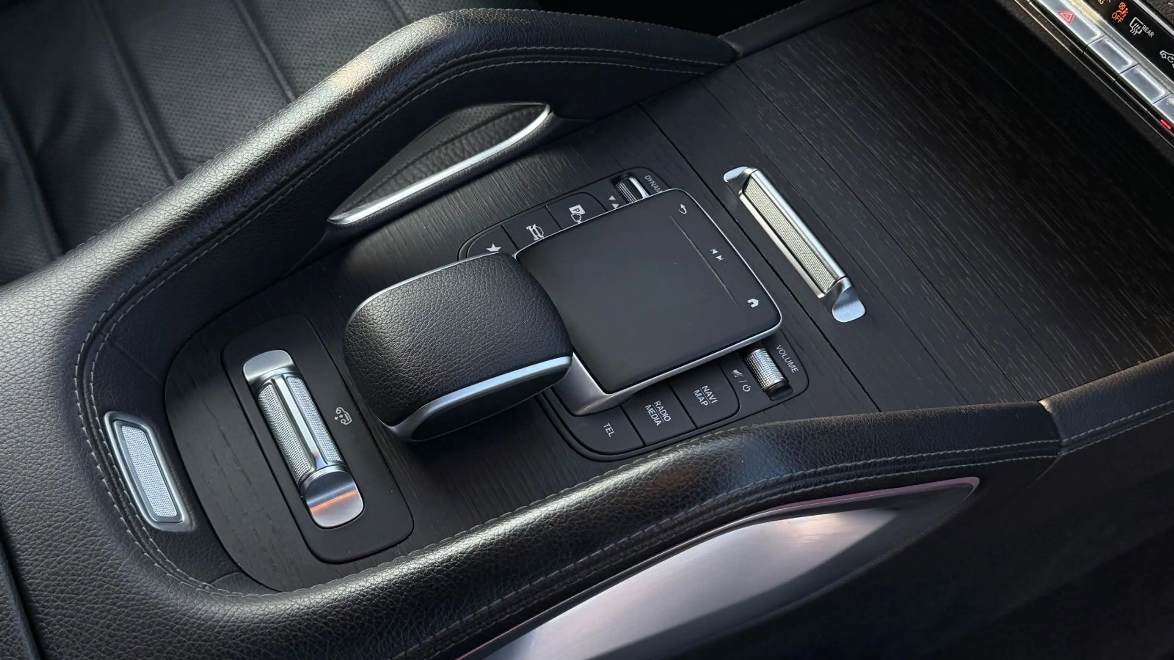 Mercedes-Benz GLS 450 4Matic *AMG*PANO*HUD*MEMORY*BURMESTER* — photo 12