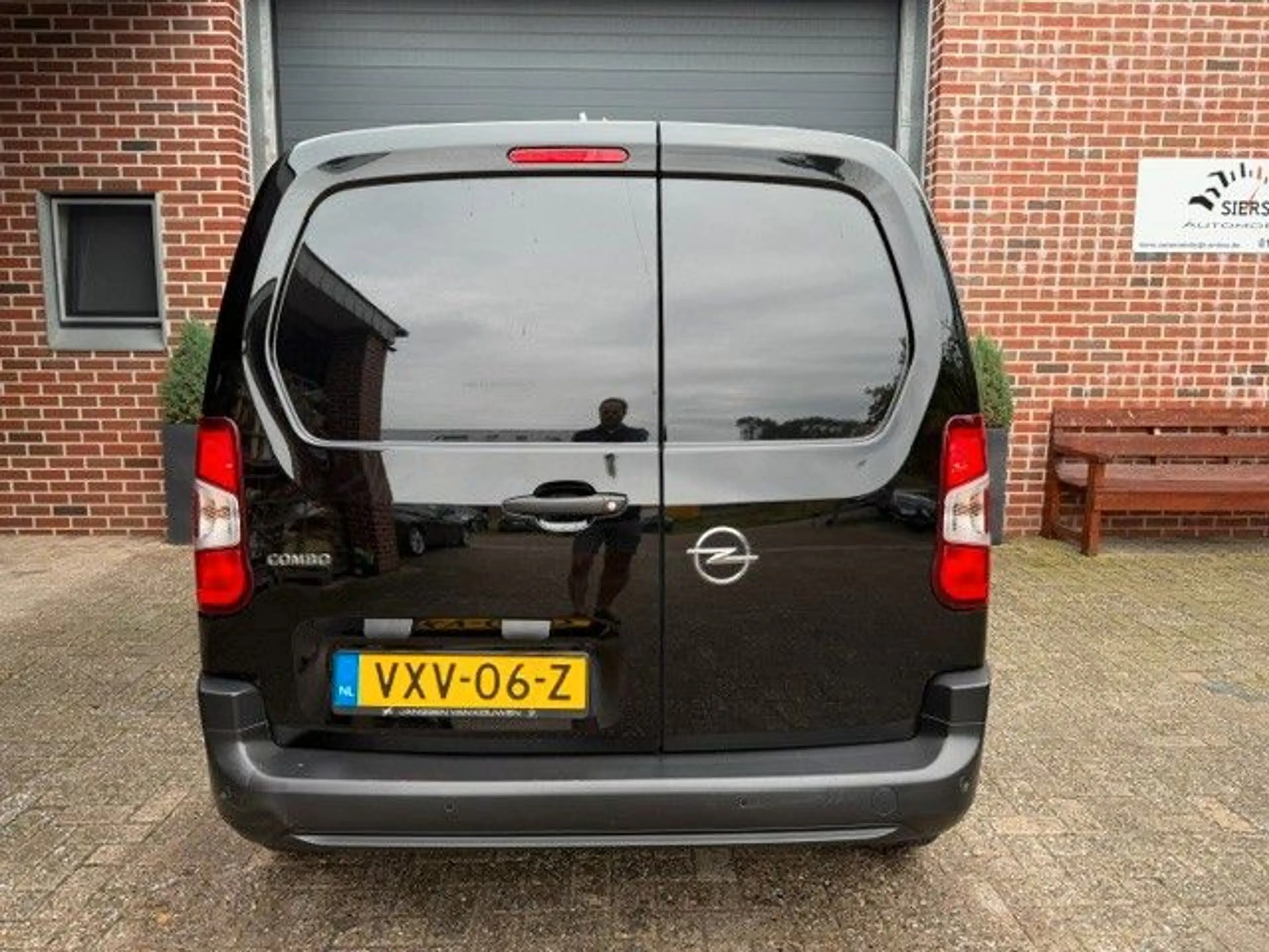 Opel Combo E 1.5D L1H1 Cargo Basis erhöhte Nutzlast — photo 6