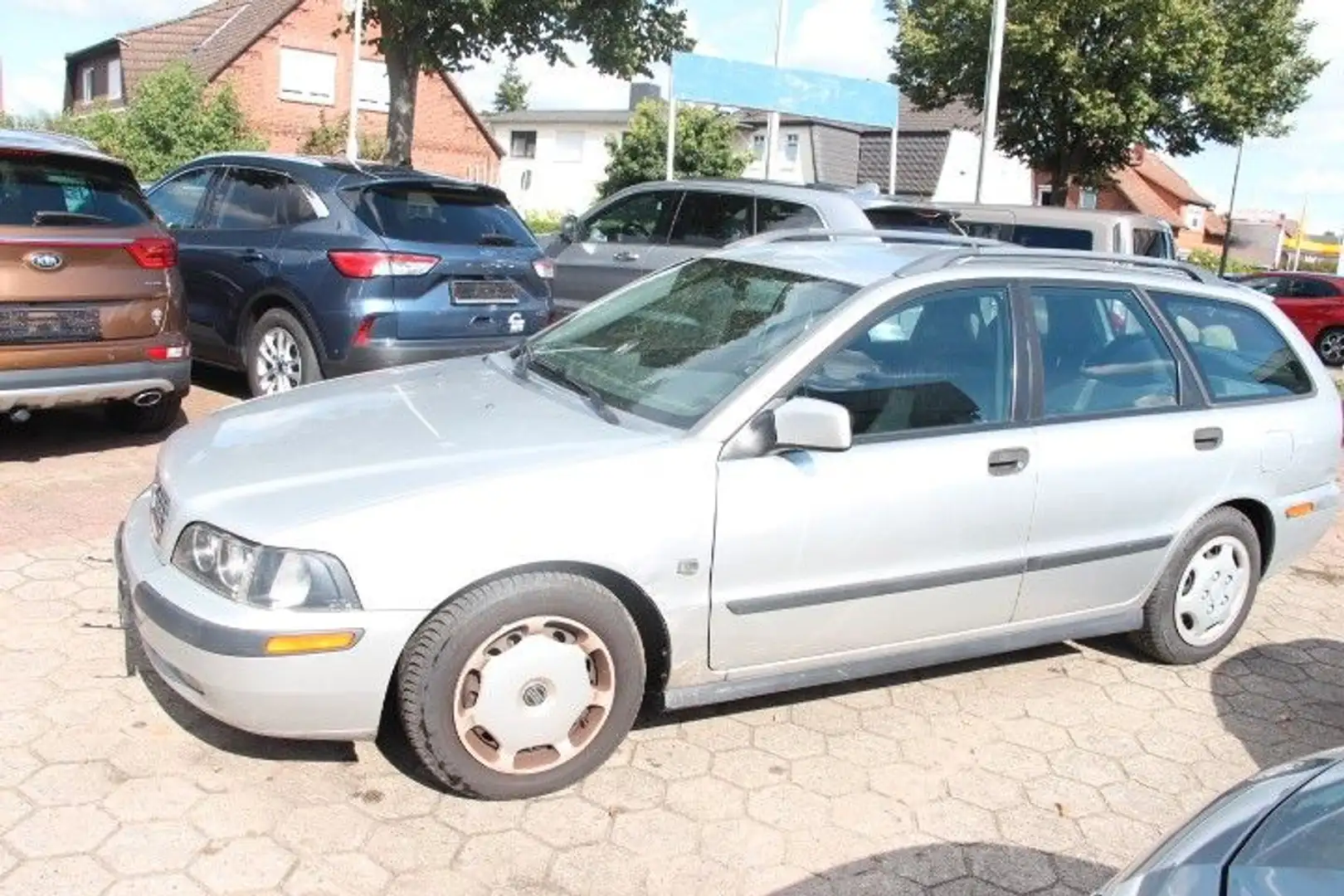Volvo V40 1.9D Comfort Negru - 2