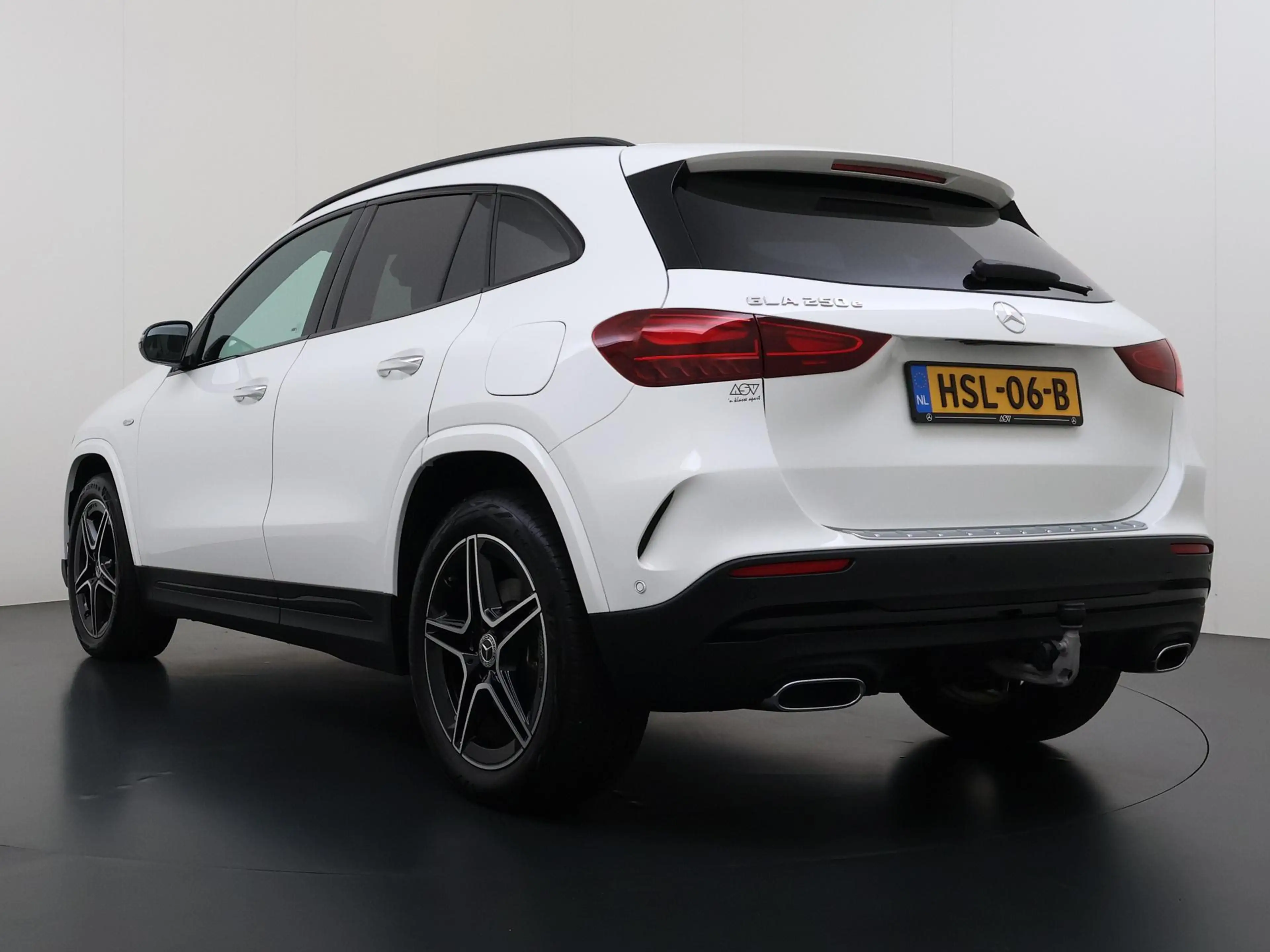 Mercedes-Benz GLA 250 e Business Solution AMG | Trekhaak Wegklapbaar | P — photo 5