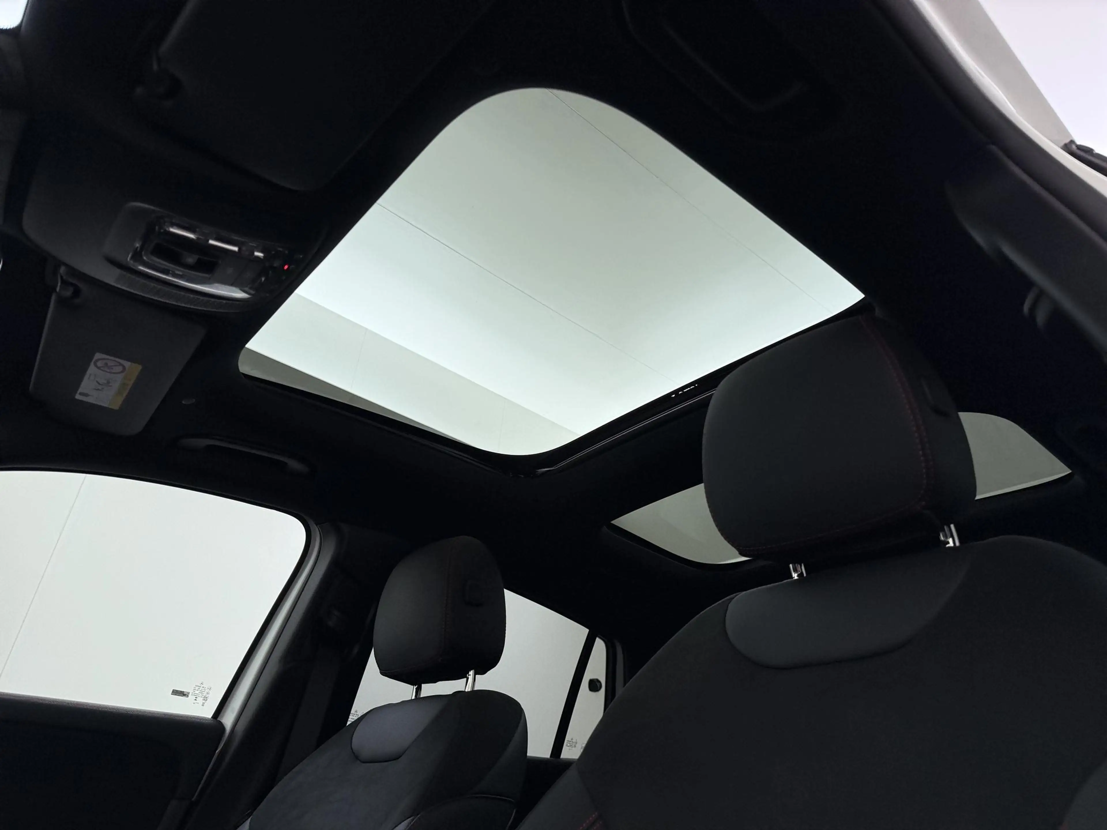 Mercedes-Benz GLA 250 e Business Solution AMG | Trekhaak Wegklapbaar | P — photo 6