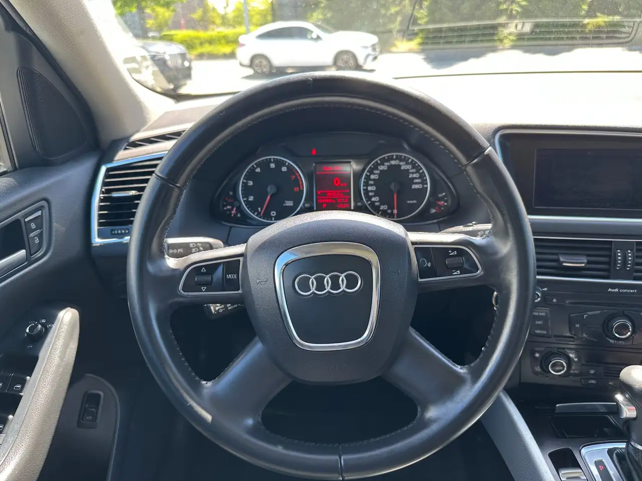 Audi Q5 photo Audi Q5