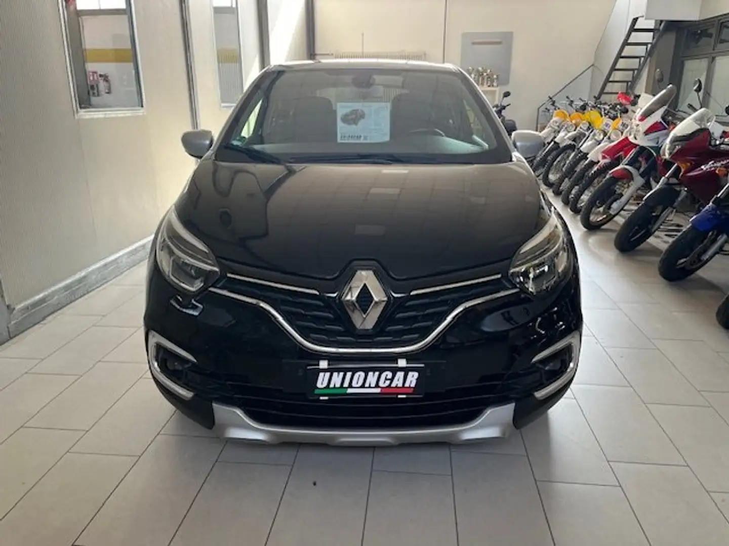 Renault Captur 0.9 Tce Energy Intens Schwarz - 2