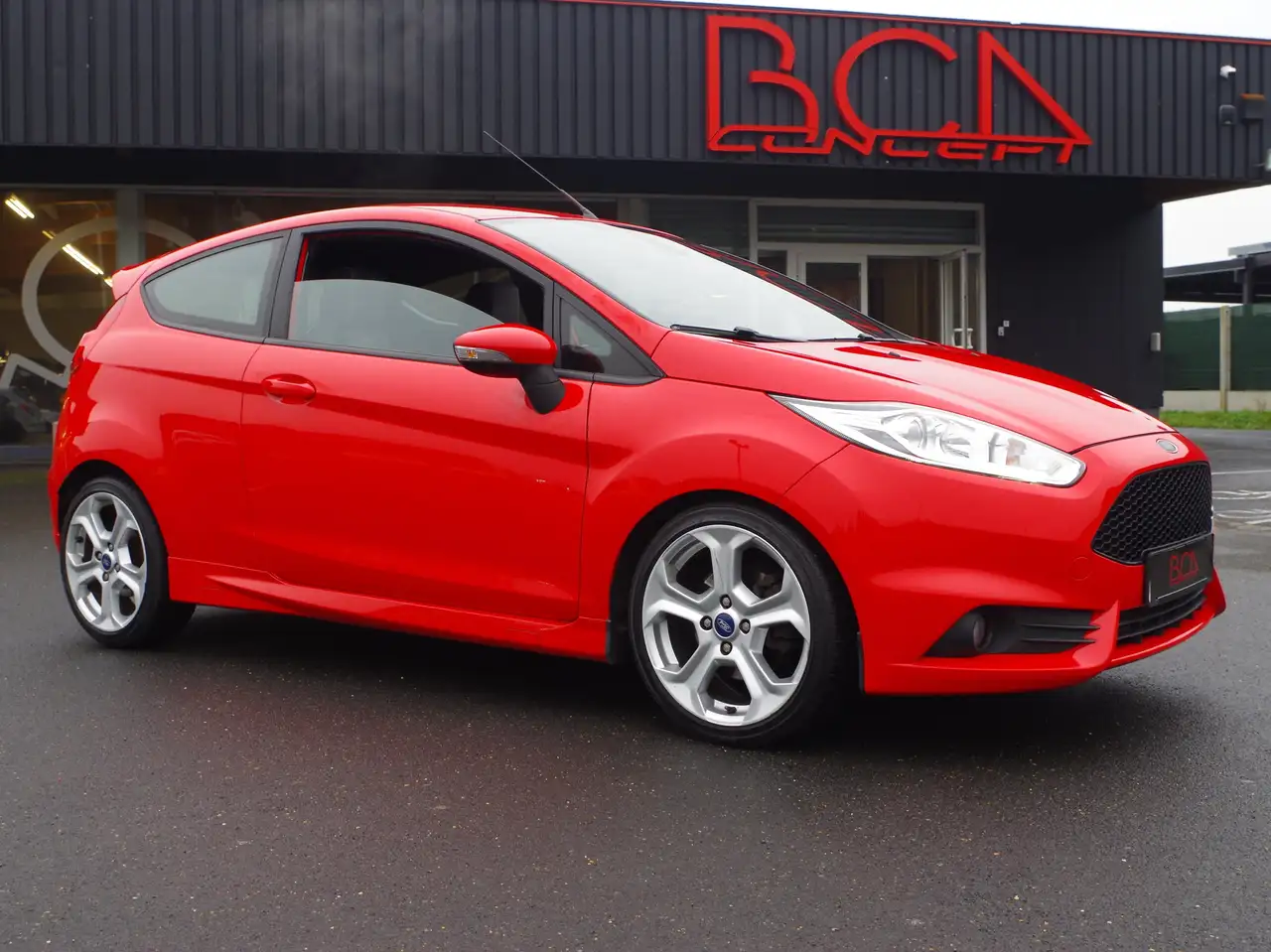 Ford Fiesta ST — photo 5