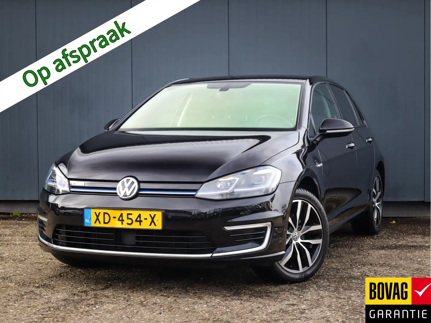 Volkswagen e-Golf (Subsidie-Mogelijk) (136PK) 1e-Eig, VW-Dealer-Onde Zwart - 1