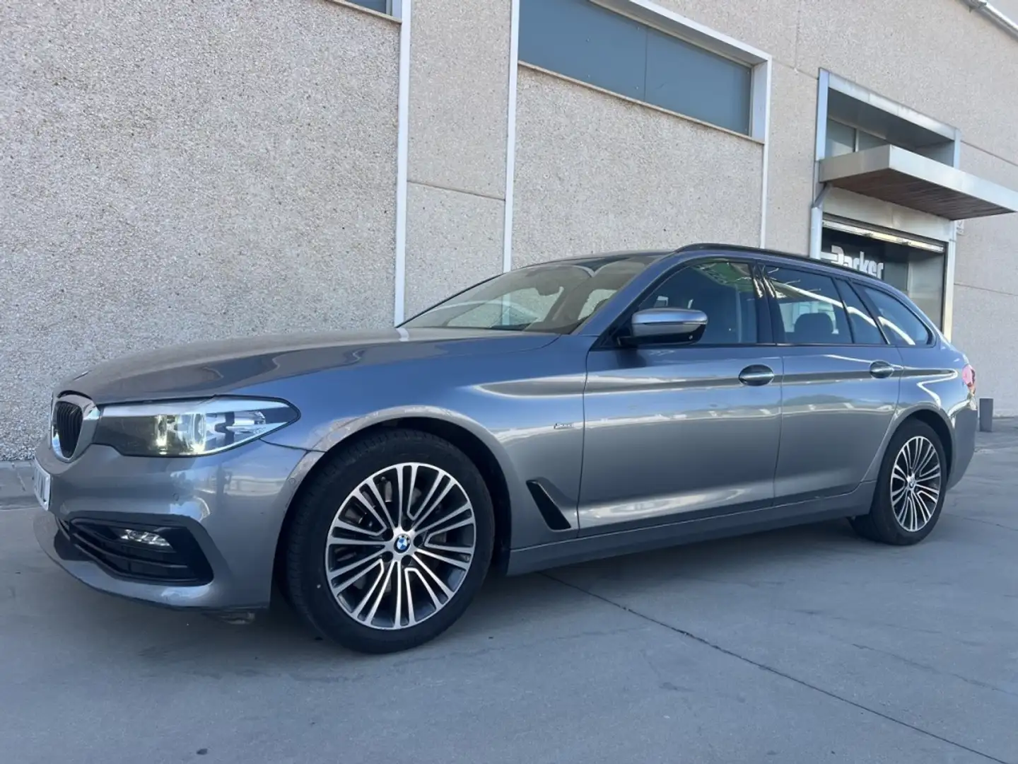BMW 530 530dA Touring xDrive Gris - 2
