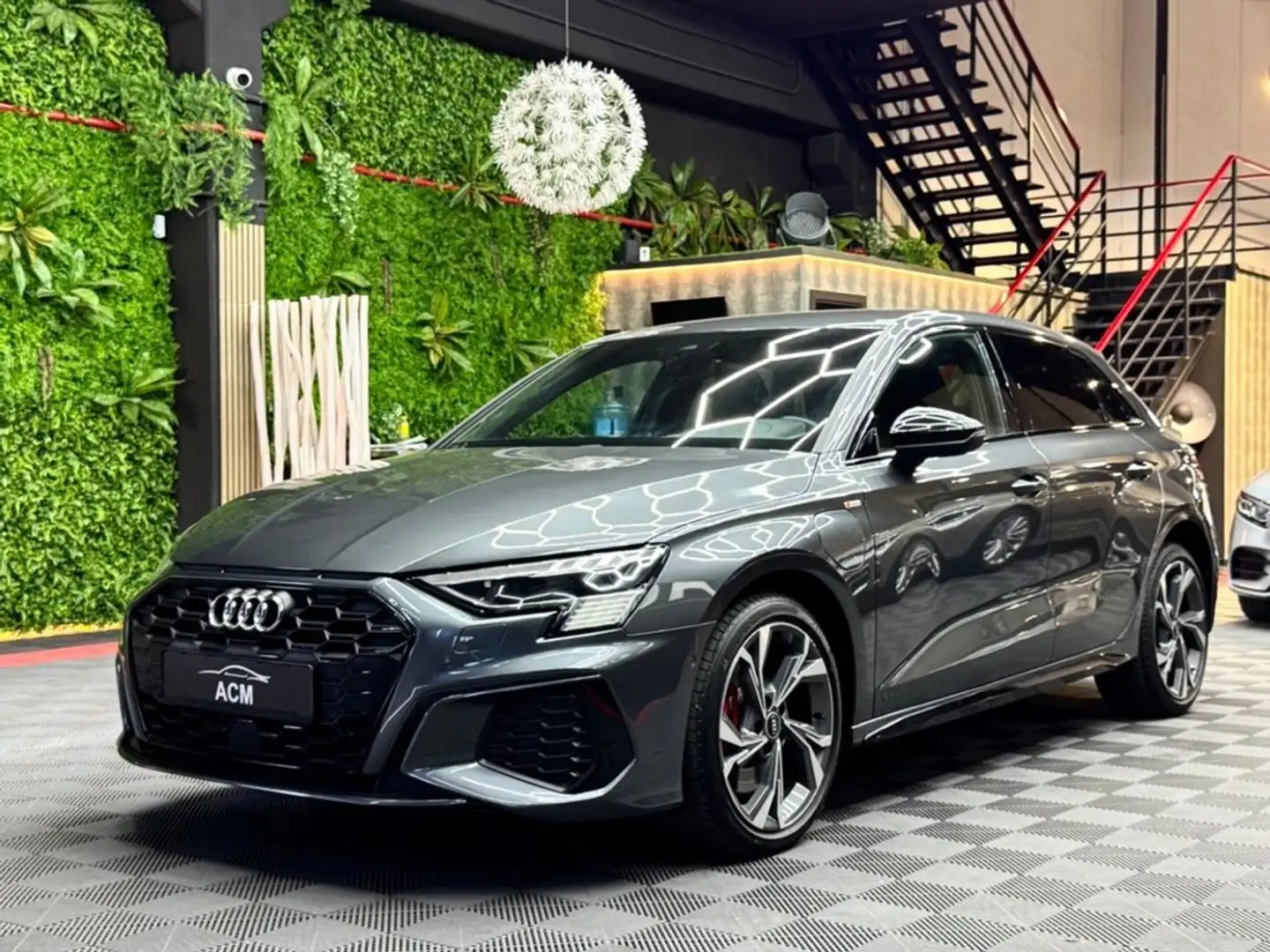 Audi A3 Sportback Black 45 TFSI e Comp S tronic Gris - 1