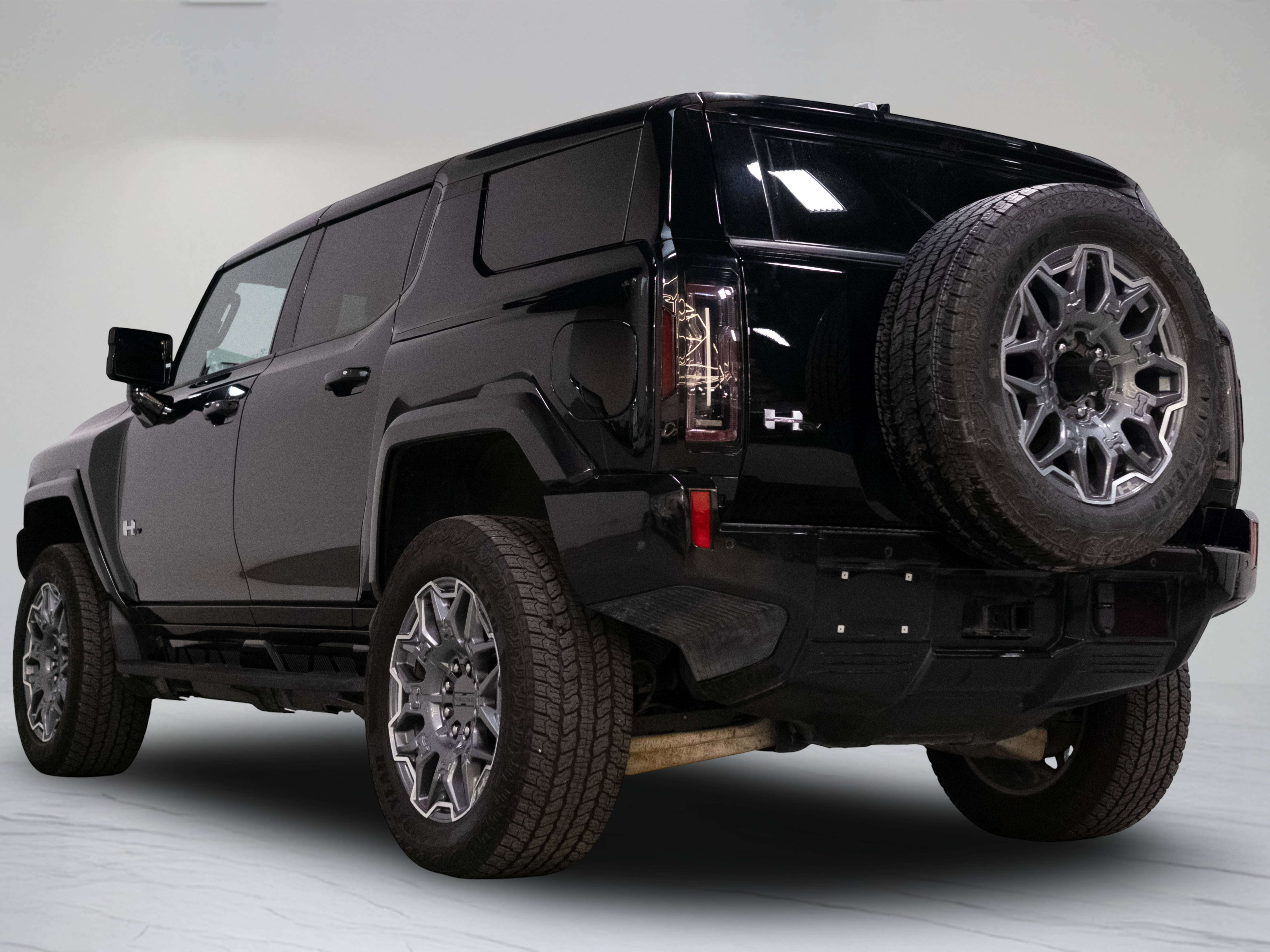 2025 GMC HUMMER EV SUV