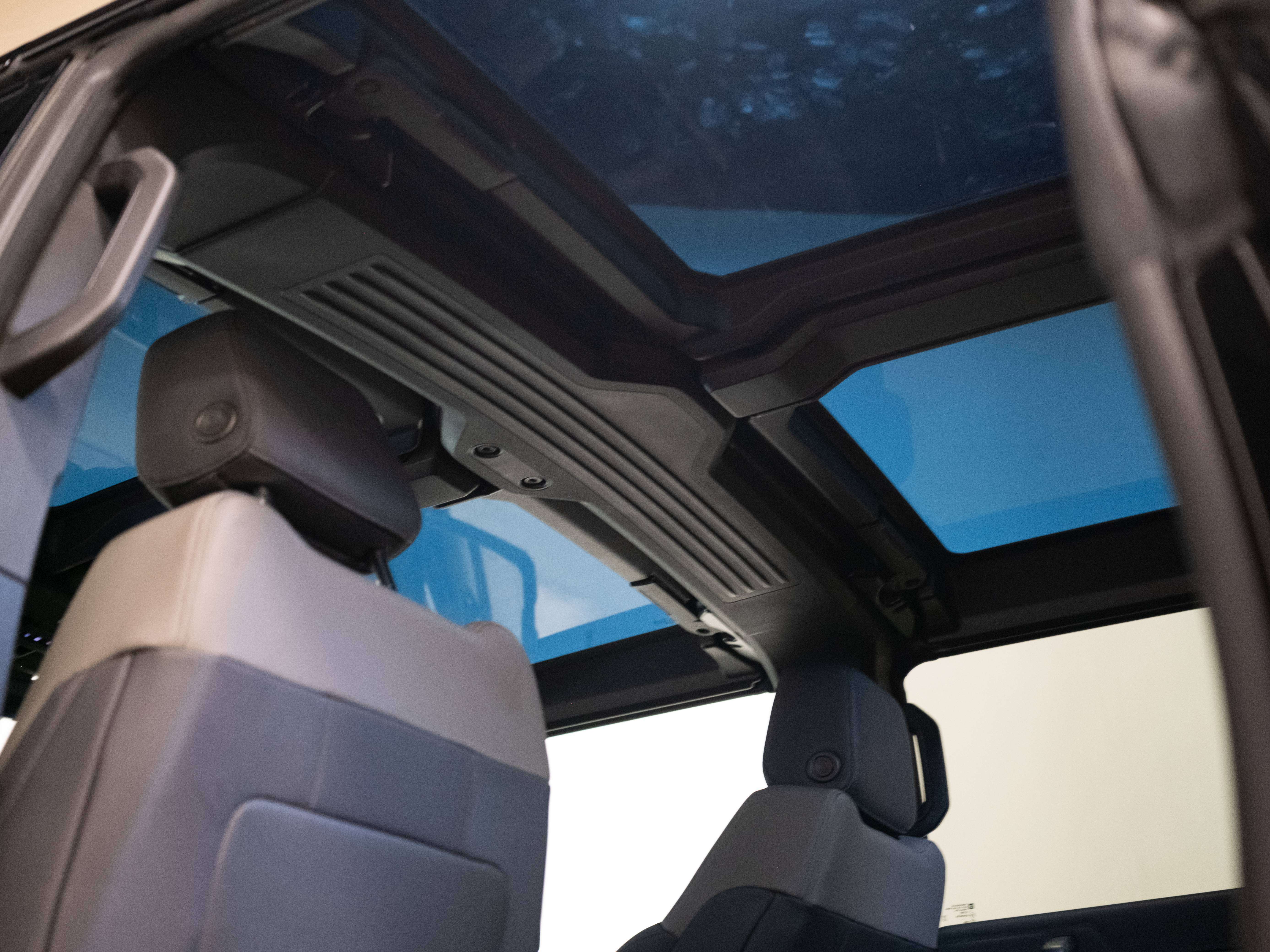used 2025 GMC HUMMER EV SUV car, priced at $108,900